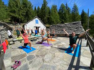 Energia in cammino stage di yoga e trekking